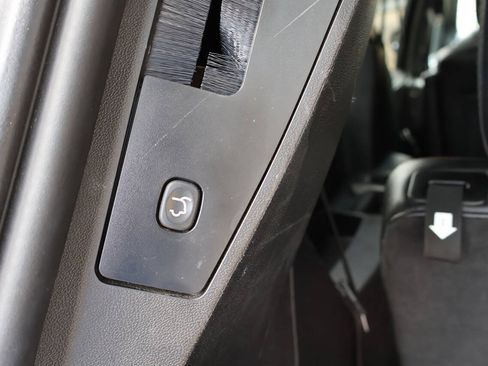 Used 2017 Dodge Grand Caravan GT FWD image 22