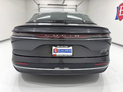 Used 2022 Lucid Air Grand Touring image 5