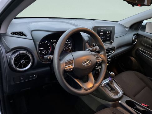 Used 2023 Hyundai Kona SEL image 17