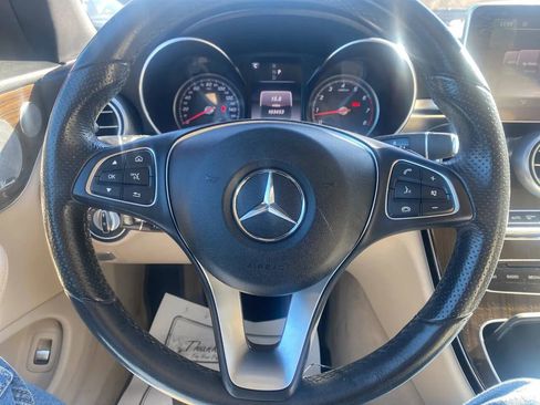 Used 2018 Mercedes-Benz C 300 4MATIC Cabriolet image 12