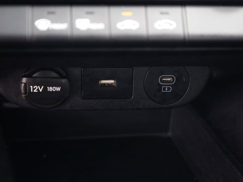 Used 2024 Hyundai Elantra SEL FWD image 12