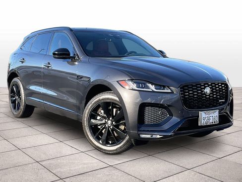 Used 2025 Jaguar F-PACE R-Dynamic S image 2