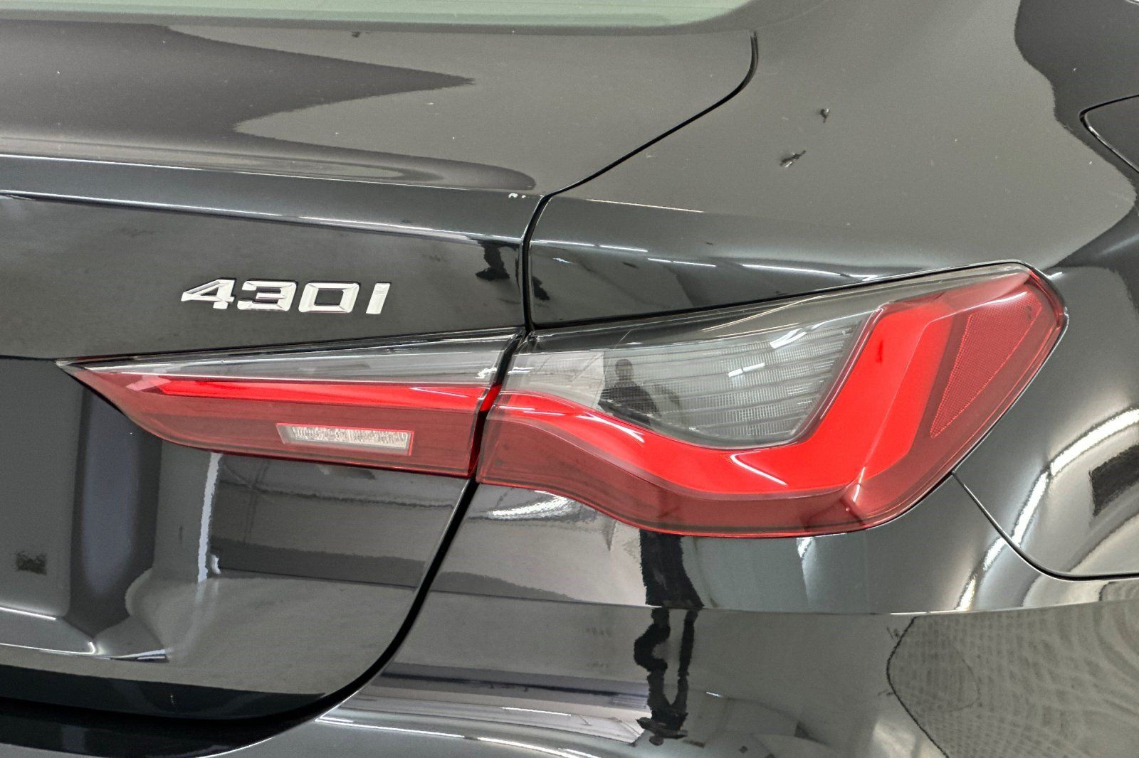 Used 2022 BMW 430i Coupe w/ Convenience Package RWD image 28
