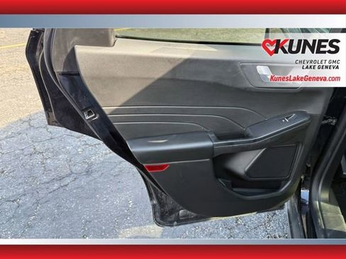 Used 2025 Ford Escape ST-Line image 13