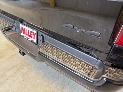 Used 2024 RAM 1500 Big Horn image 11