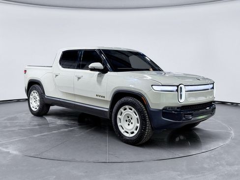 Used 2025 Rivian R1T Adventure AWD/4WD image 4