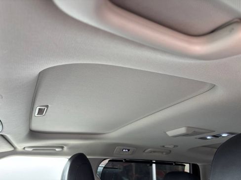 Certified 2024 Kia Carnival SX Prestige FWD image 7
