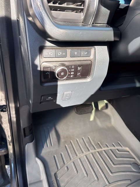 Certified 2023 Ford F250 Lariat w/ Lariat Ultimate Package AWD/4WD image 22