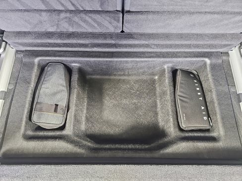 Used 2024 Rivian R1S Adventure image 32