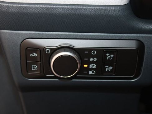 New 2025 Ford Maverick XLT w/ XLT Luxury Package image 39