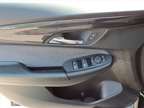 Certified 2025 Chevrolet TrailBlazer LT FWD image 10