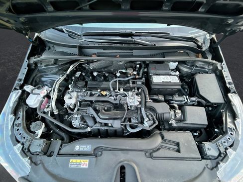 Used 2026 Toyota Corolla LE FWD image 31