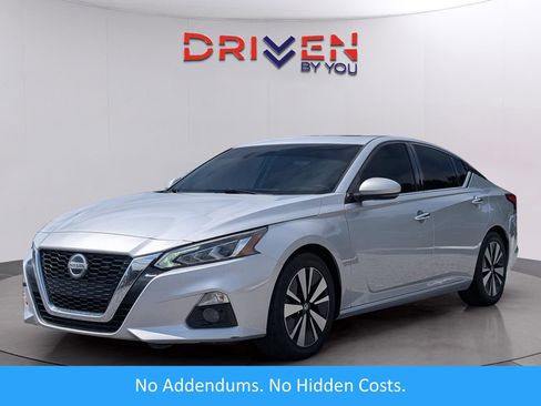 Used 2019 Nissan Altima 2.5 SL FWD image 1
