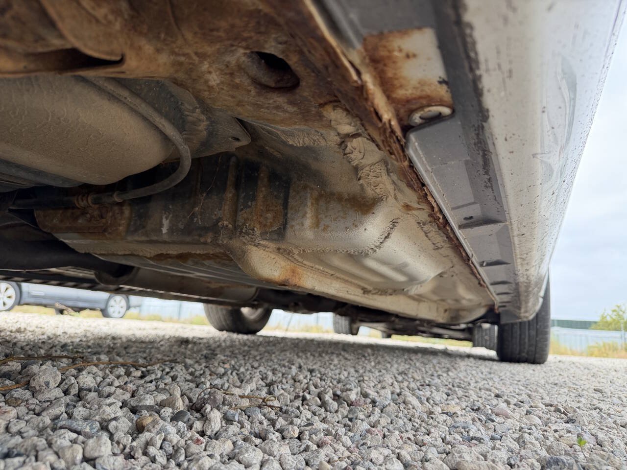 Used 2000 Toyota Avalon XL FWD image 17