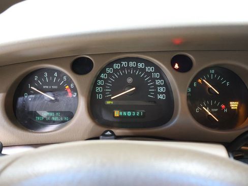 Used 2005 Buick Le Sabre Custom w/ Platinum Edition Plus Pkg image 32