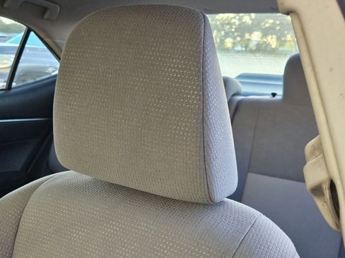 Used 2014 Toyota Corolla L FWD image 12
