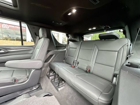 Used 2022 GMC Yukon Denali AWD/4WD image 28