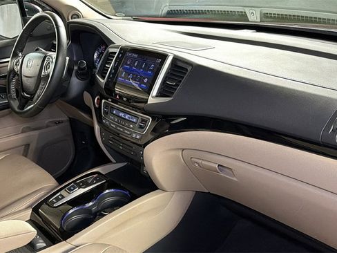 Used 2017 Honda Pilot Elite image 11