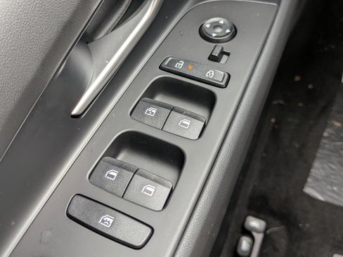 New 2026 Hyundai Elantra Limited image 19