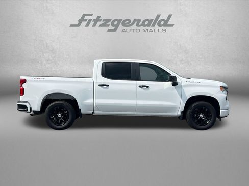 Used 2026 Chevrolet Silverado 1500 RST AWD/4WD image 3