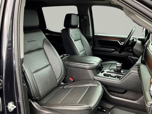 Used 2024 GMC Sierra 1500 Denali w/ Denali Reserve Package image 7