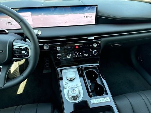 Used 2025 Genesis G80 2.5T image 41