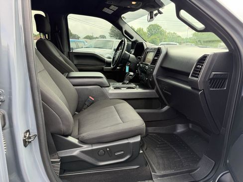 Used 2019 Ford F150 XLT w/ Equipment Group 302A Luxury AWD/4WD image 12