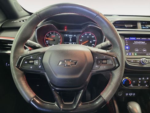 Used 2023 Chevrolet TrailBlazer RS image 16