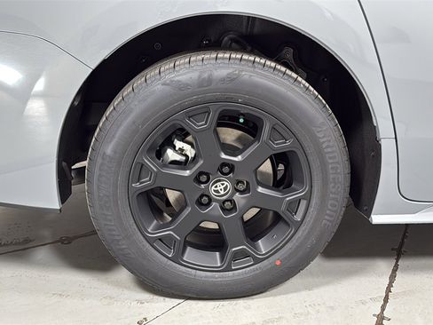 New 2026 Toyota Sienna XLE Woodland Edition image 23