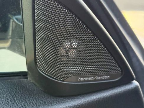 Used 2017 BMW M4 Coupe image 33