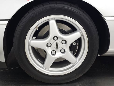 Used 1996 Chevrolet Corvette Coupe image 14