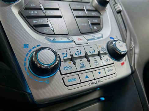 Used 2014 Chevrolet Equinox LS image 14