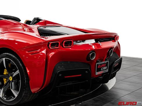 Used 2025 Ferrari SF90 Spider AWD/4WD image 22