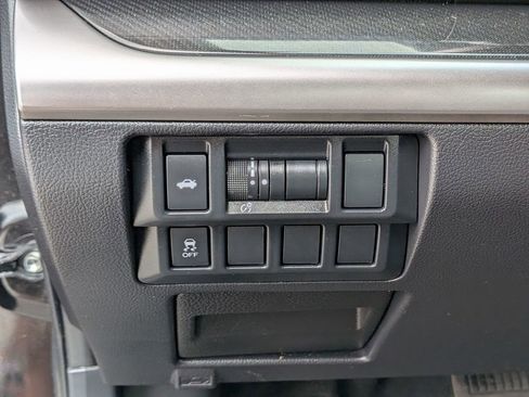 Used 2018 Subaru Legacy 2.5i Sport image 16