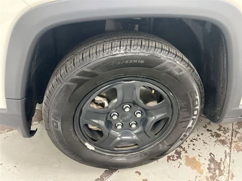 Used 2019 Jeep Compass Sport w/ Cold Weather Group image 25