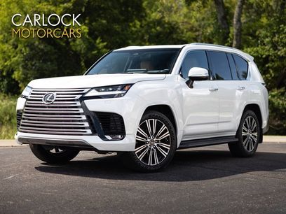 Used 2025 Lexus LX 600 4WD w/ Accessory Package (2T)