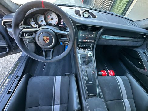 Certified 2018 Porsche 911 GT3 image 6
