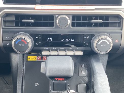 New 2026 Toyota 4Runner TRD Off-Road Premium image 18