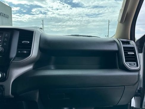 Used 2020 RAM 1500 Tradesman AWD/4WD image 42