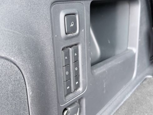 Used 2025 Ford Expedition Platinum AWD/4WD image 11