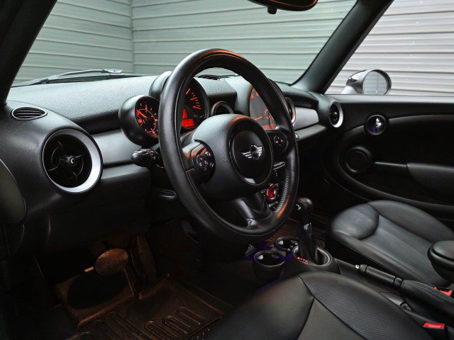 Used 2015 MINI Cooper Convertible FWD image 12