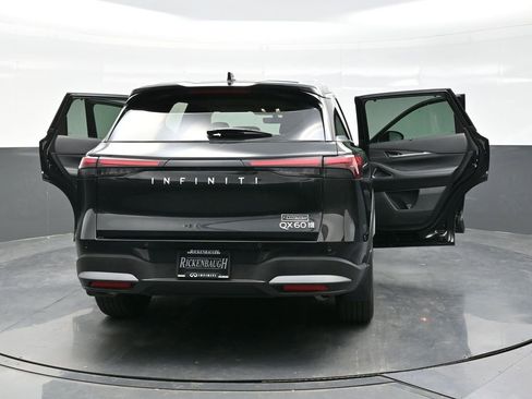 New 2026 INFINITI QX60 Luxe w/ Family Package image 41