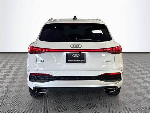 Certified 2025 Audi Q5 Premium w/ Convenience Package AWD/4WD image 6