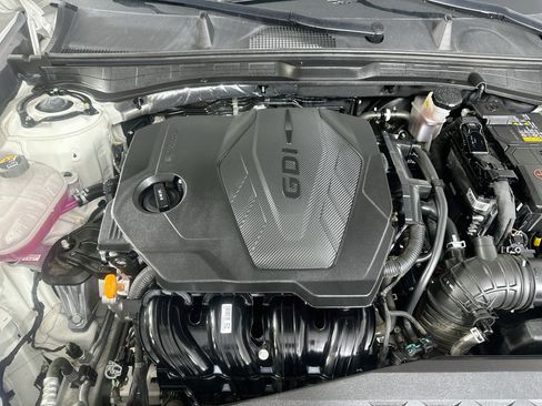 Used 2025 Hyundai Sonata SEL FWD image 33