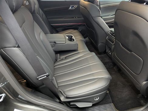 Used 2025 Genesis GV80 2.5T Select image 14