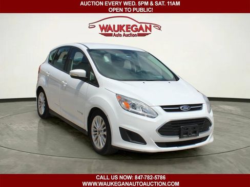 Used 2017 Ford C-MAX SE FWD image 2
