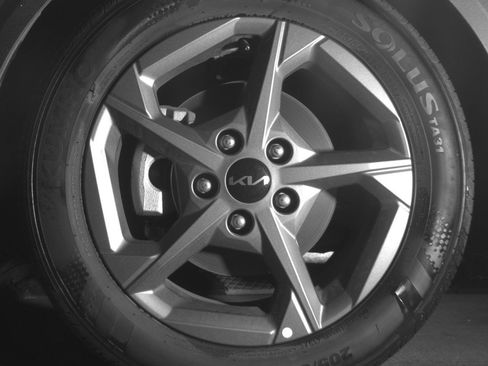 Used 2025 Kia K4 LXS image 12