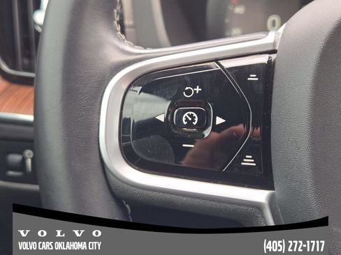 Used 2020 Volvo XC60 T5 Inscription FWD image 22