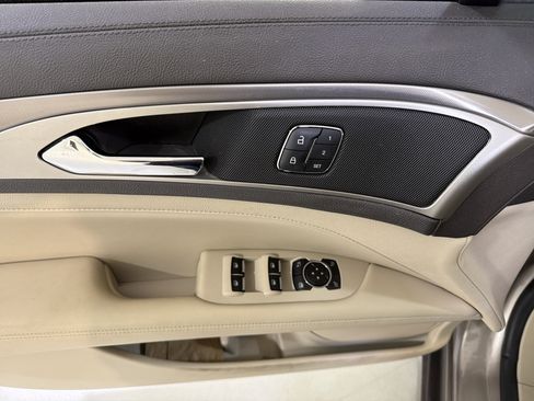 Used 2020 Lincoln MKZ w/ Convenience Package FWD image 14