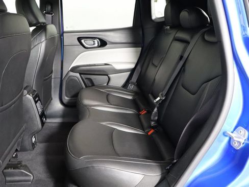 Used 2025 Jeep Compass Limited AWD/4WD image 16
